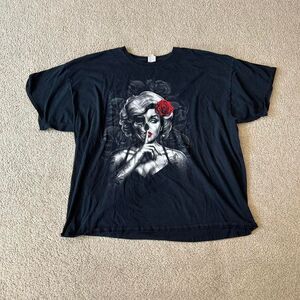 Black and grey Marilyn Monroe‎ skull graphic tee #goth #grunge